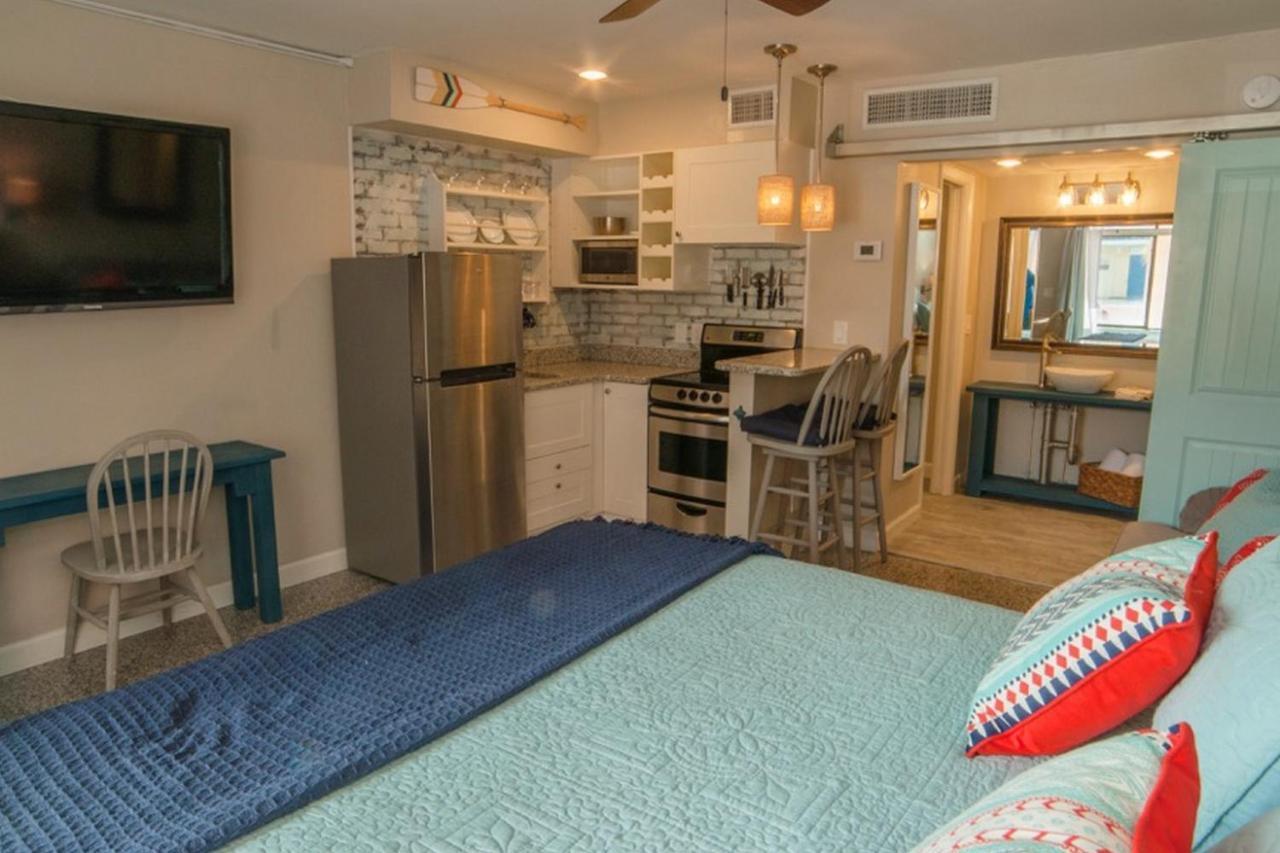 Redington Surf Resort St. Pete Beach Exterior foto
