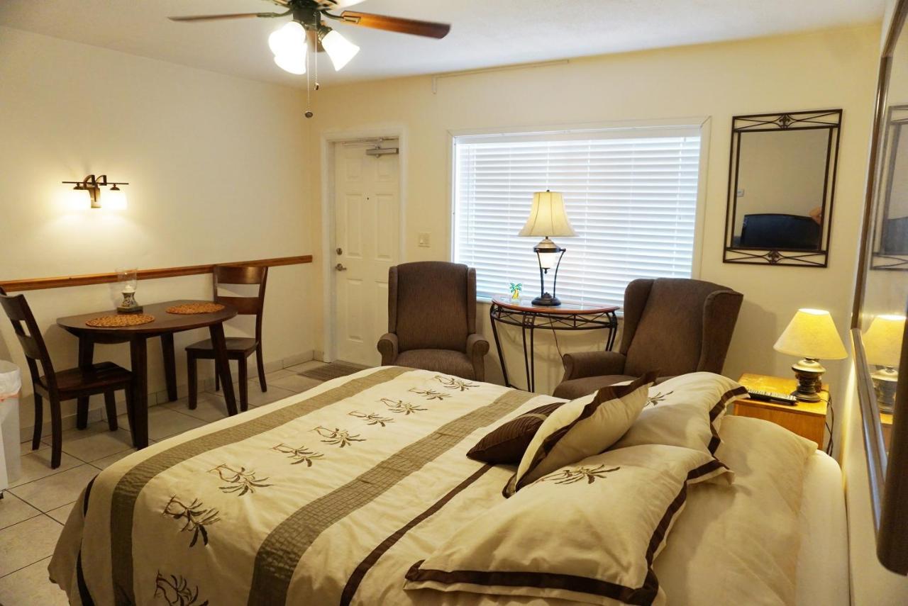 Redington Surf Resort St. Pete Beach Exterior foto